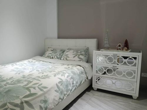 Brighton-le-Sands Apartment | Private Granny Flat 3BR near Airport and Popular Beach