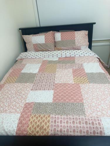 Elderslie House | Private Rm6in Elderslie
