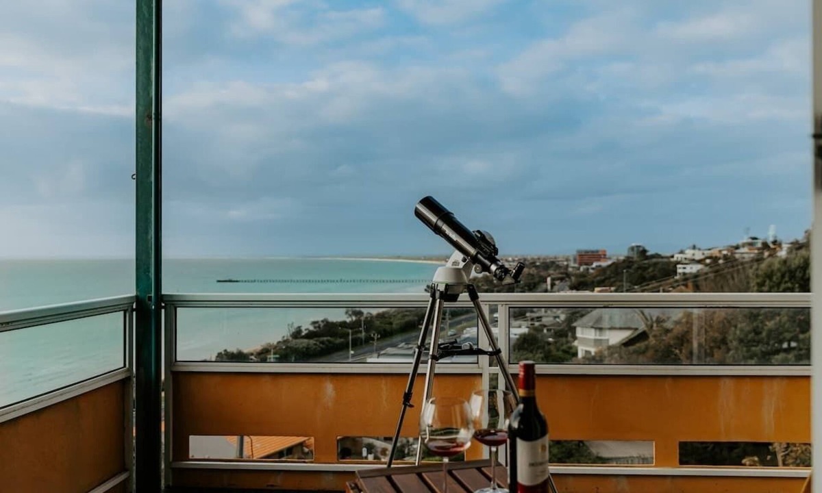 Frankston House | Pudding's Home: Seaview Sanctuary at the Beach