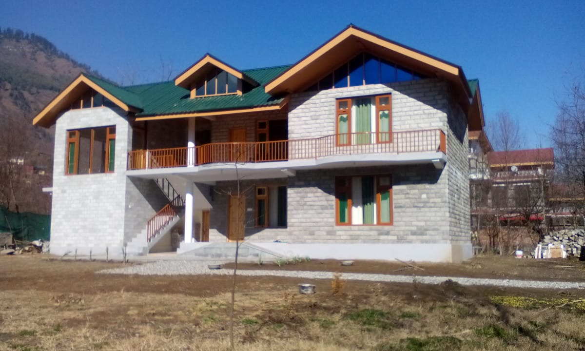 Mohal Hotel | Raison Meadows