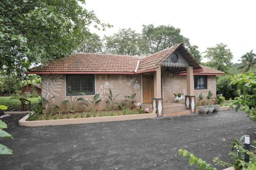 Kudal Resort | Riverfront Pale Resort, Goa