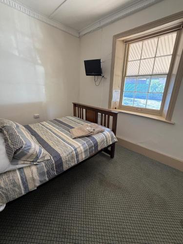 Gilbert Hotel | Riverton Hotel
