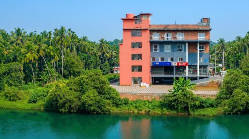 Mukkam Hotel | RIVULET River Side Budget Business Class Hotel