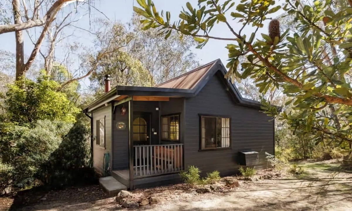 Blackheath House | Romantic Tricklebeck Spa Cottage