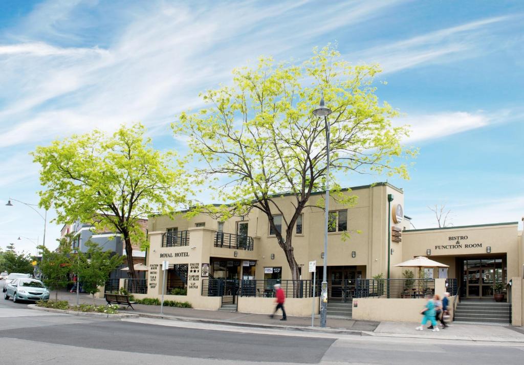 Springwood Hotel | Royal Hotel