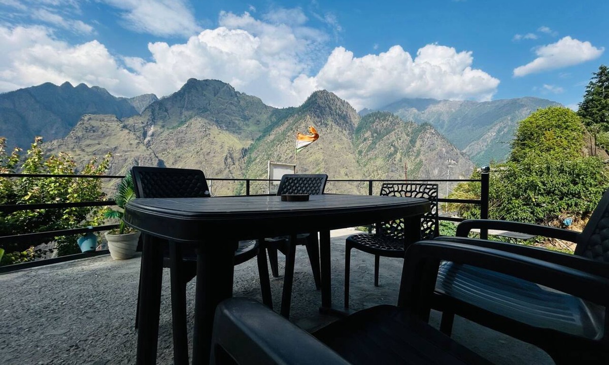 Gobind Dham Hotel | Rudra Home Stay