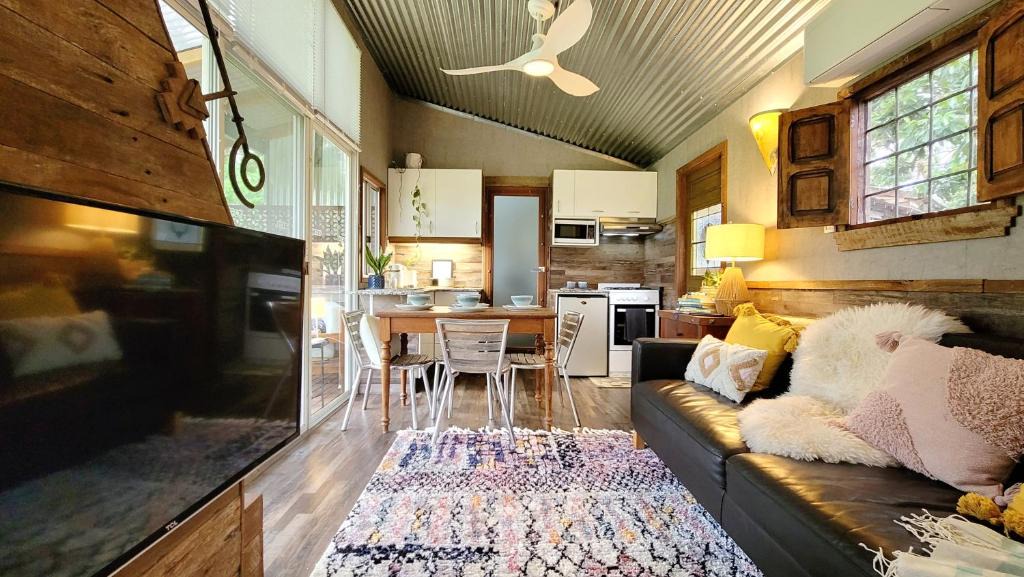 Moorland Apartment | Rusty's Hideaway - Adorable tiny house on a beautiful farm