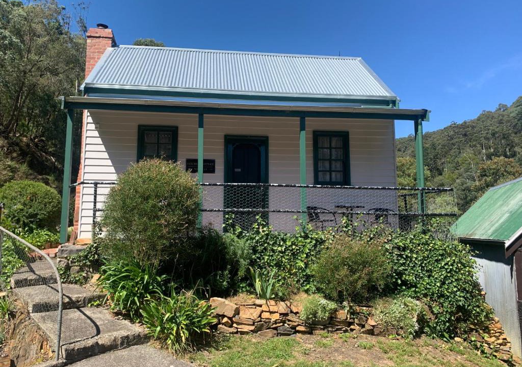 Walhalla House | Sancreed Cottage