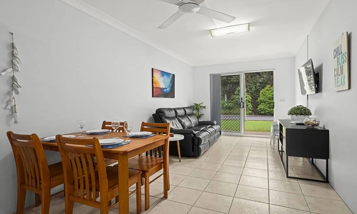 Sawtell Apartment | Sand & Sea 3 - Walking distance to beach and cafes