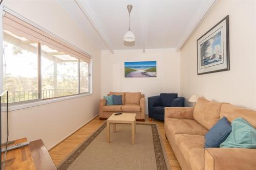 Batehaven House | Seabreeze on Irene - Batehaven Pet friendly