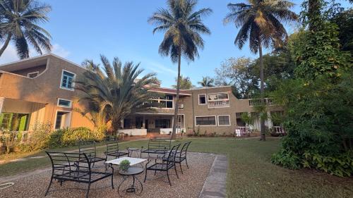 Sandur Hotel | Seclude Hampi 1800