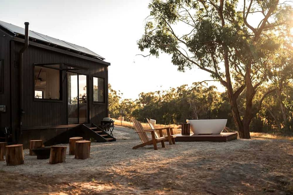 Loch Cabin | Secluded Tiny Home with Bird-Watching Hut near Loch, Victoria
