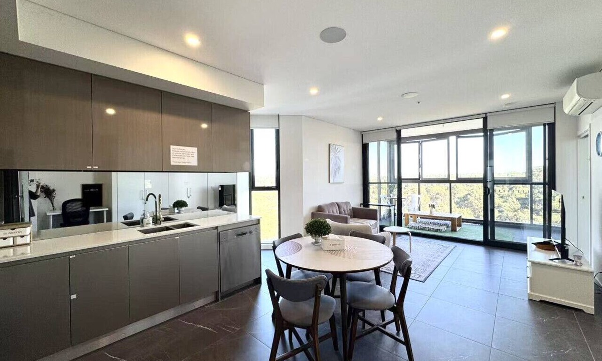 Wentworth Point Apartment | Serene Parkside Retreat 2Brs@ close 2 Olympic park