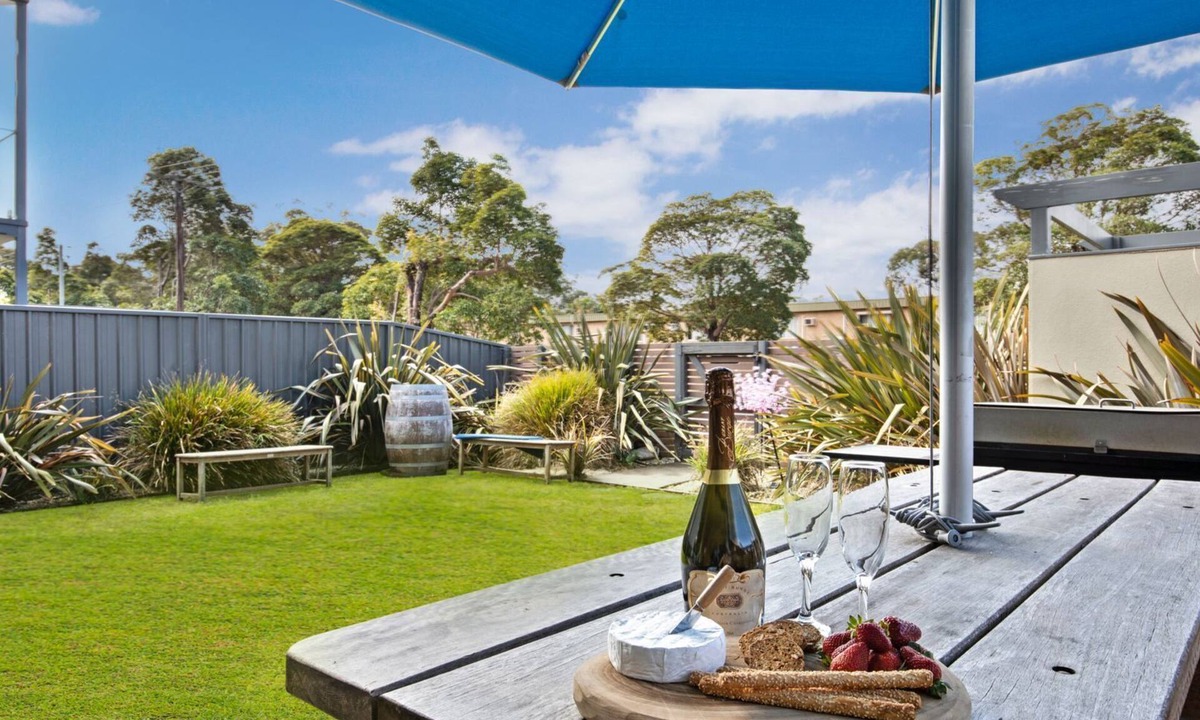 Huskisson Apartment | Serenity Shores by Book Jervis Bay