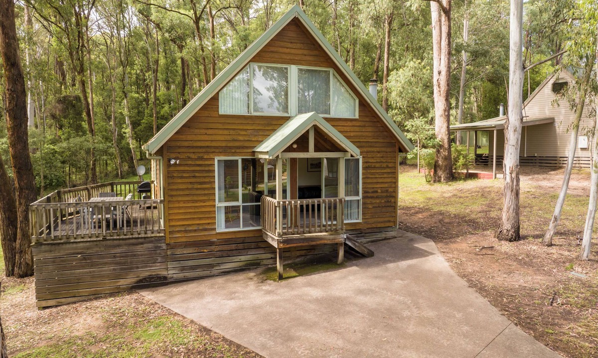 Sawmill Settlement Cottage | Settle @ Sawmill: 3 BR, 1 BA Cottage in Sawmill Settlement, Sleeps 6