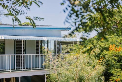 Yamba House | Sharon - Pet Friendly Beach Cottage in the Heart of Yamba - Holiday Yamba