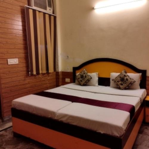 Aligarh Hotel | SHRADDHA HOTEL Aligarh