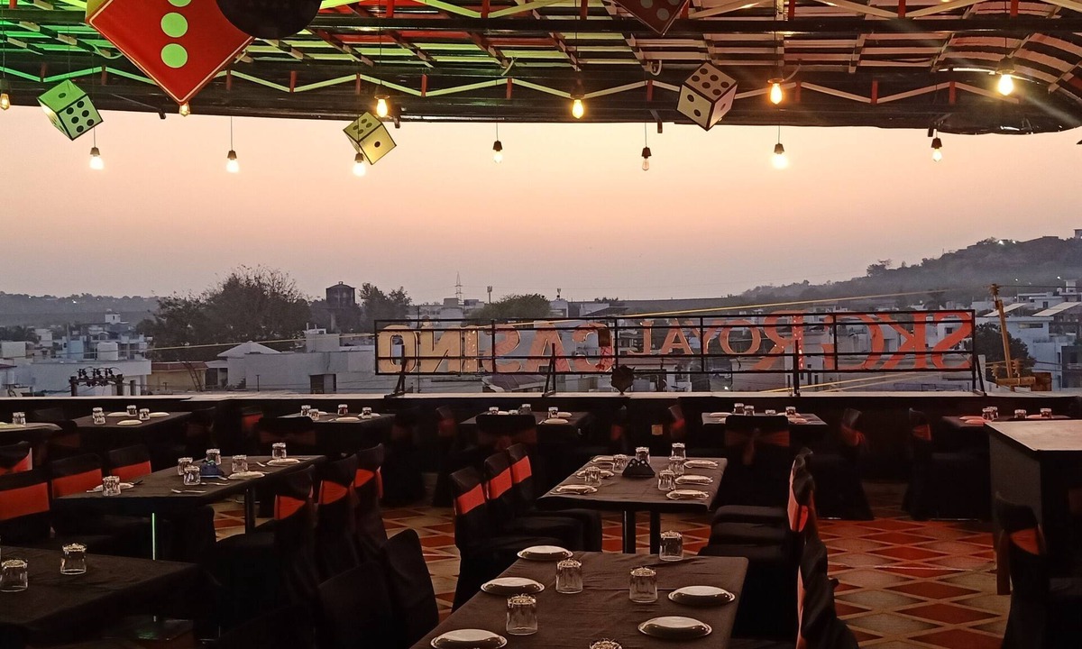 Kolar Road Hotel | SKG Royal Palace