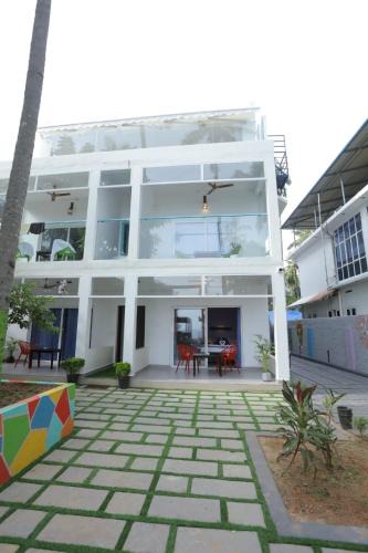 Varkala Hotel | Sky Frame Beach Resort