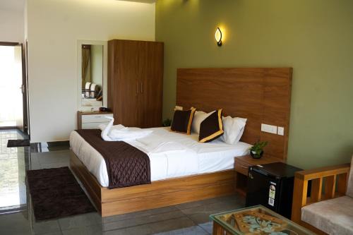 Chithirapuram Resort | Skylofte Resorts Munnar
