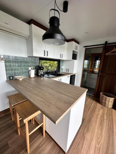 Mitchells Island House | Sol On Loten