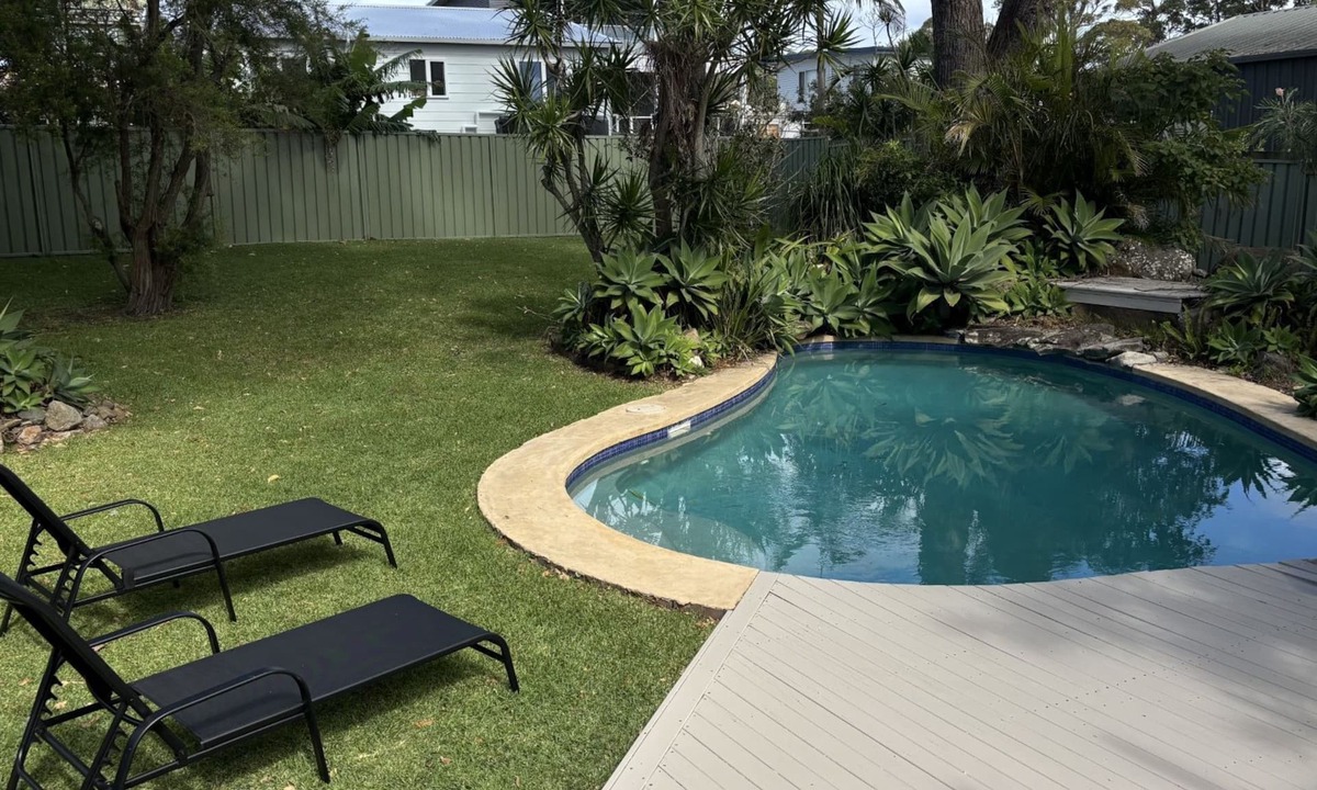 Orient Point House | Spacious 4-Bedroom Family Oasis with Pool in Orient Point