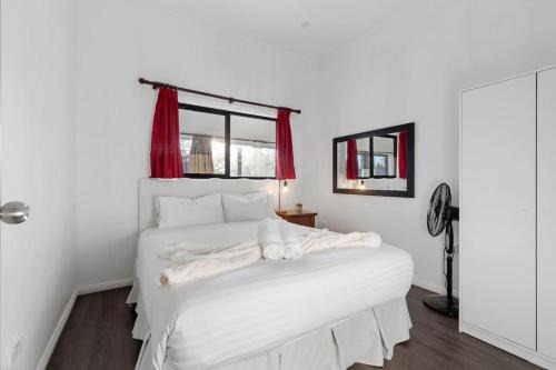 Wyong House | Spacious 4br free parking -ideal for work crews,family