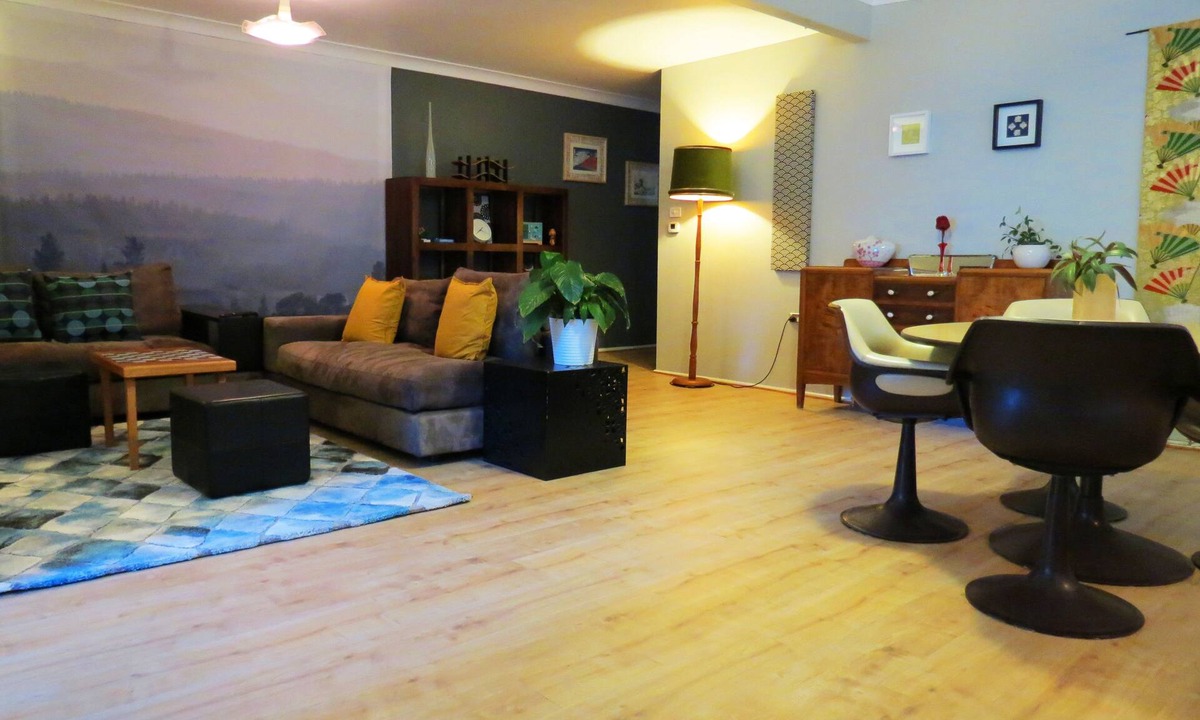 Wentworth Falls Apartment | Spacious and Secluded, The Suenaga Suite
