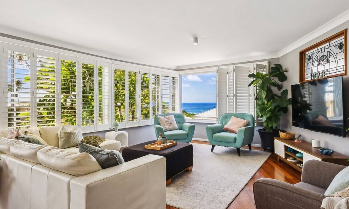 East Ballina House | Spacious Coastal Retreat with Ocean Views