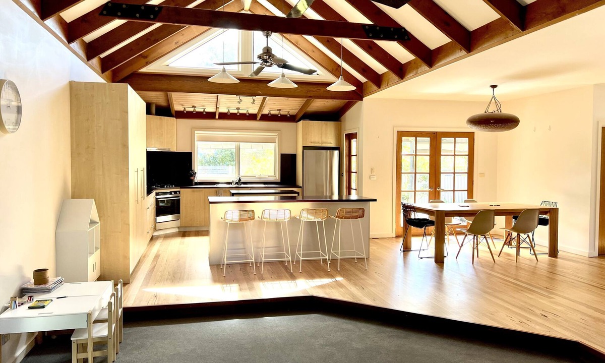 Barwon Heads House | Spacious home for large getaways