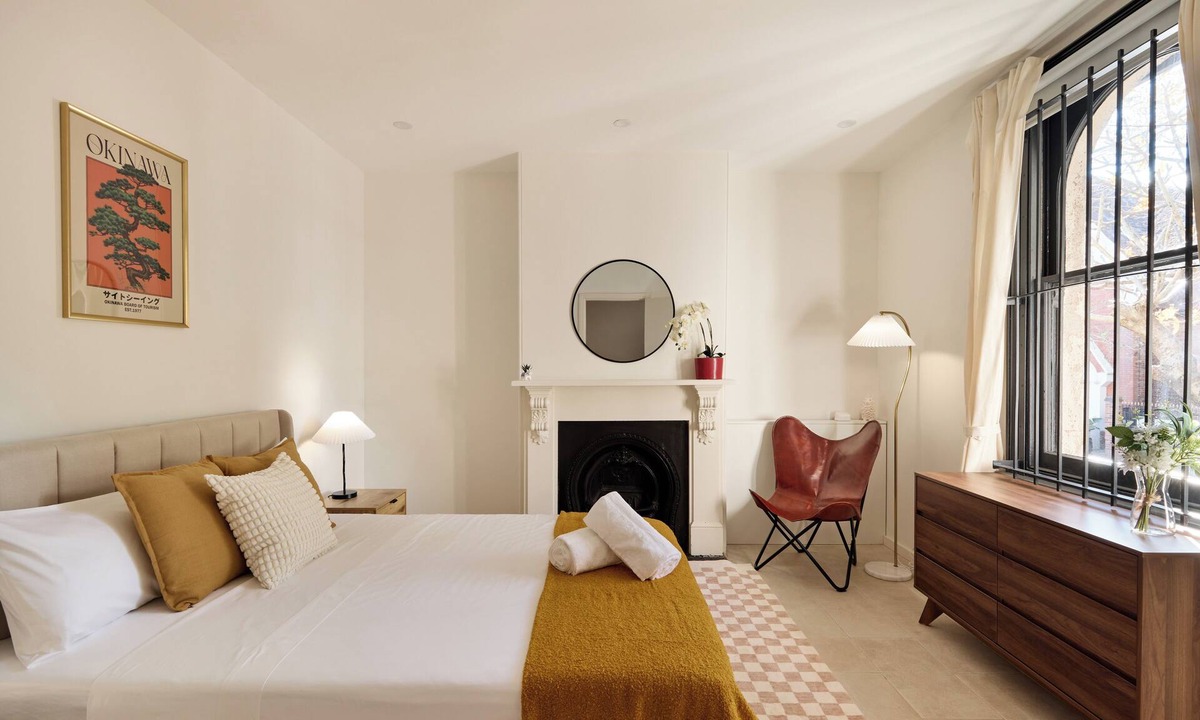 Surry Hills House | Spacious Surry Hills Home Sleeps 10 Parking Available