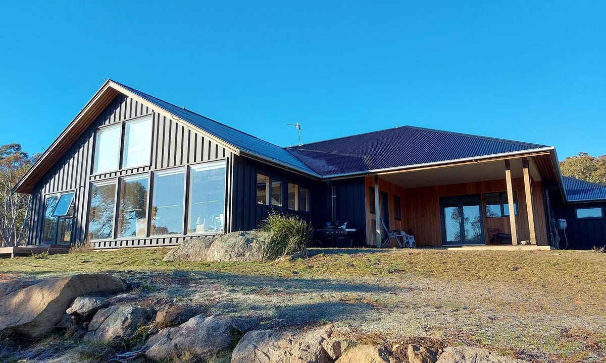 Crackenback House | Spectacular Mountain Retreat 'Rangeview'