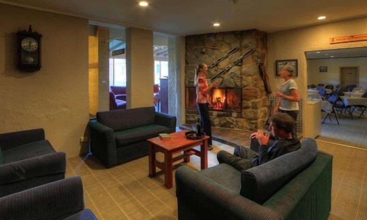Perisher Valley Hotel | Sponars Chalet