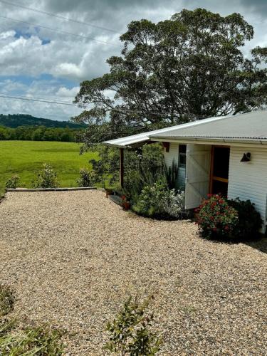 Boat Harbour House | Spurfield Barn with valley views