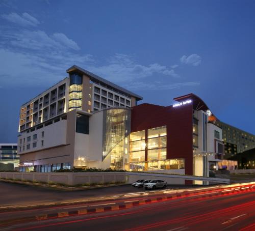 Maradu Hotel | Starlit Suites Kochi