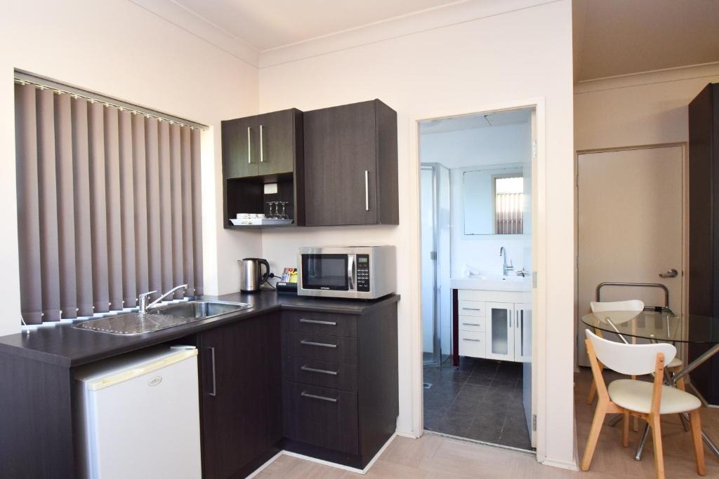 Kurri Kurri Hotel | Station Hotel Motel Kurri