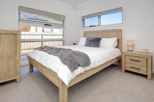 Capel Sound House | Staughton Sounds