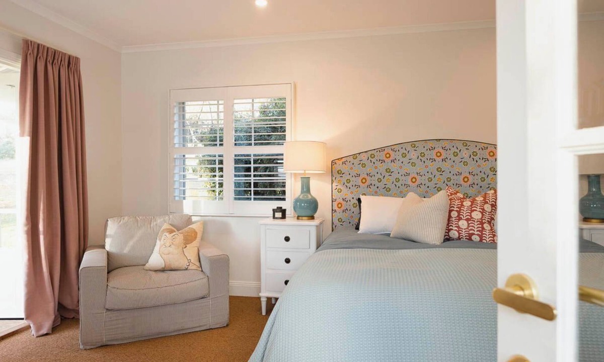Stanley Apartment | Studio cottage on a Peony Farm in the Victorian Alps