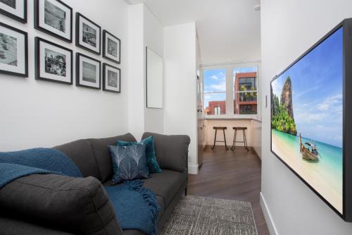 Elizabeth Bay Apartment | Stylish Studio Near Kings Cross Train Station