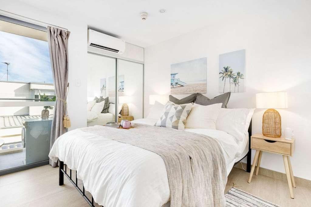 Bondi Beach Apartment | Stylish Studio Steps from Bondi Shoreline