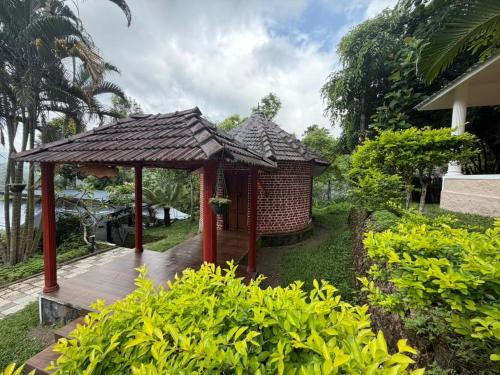 Elappara Hotel | Sumeru valley vagamon