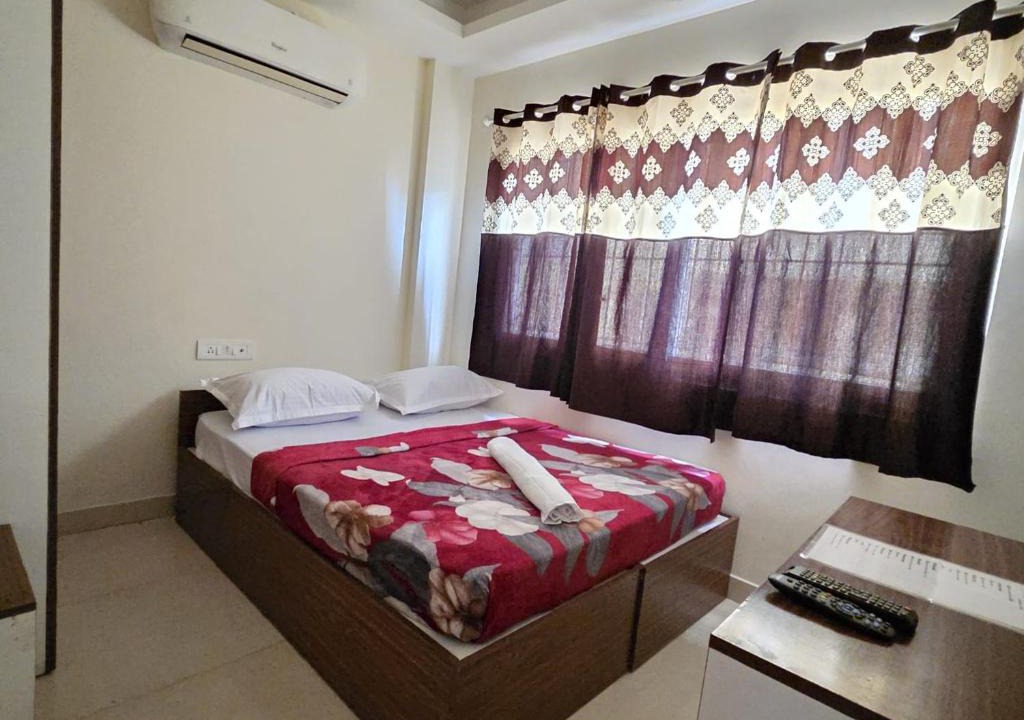 Electronics City Hotel | Sumithra Palace