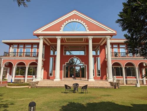 Kune Village Apartment | Summer Dutch Palace 5 bhk By Stay vihana