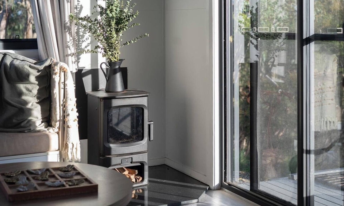 Bucketty House | SummerHill tiny home romantic escape