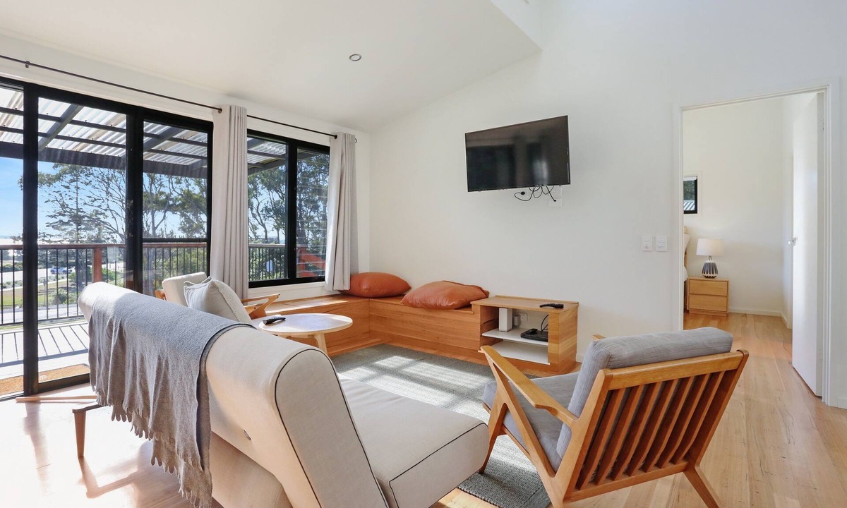 Pambula Beach Cabin | Sunkissed - 2 Bedroom House