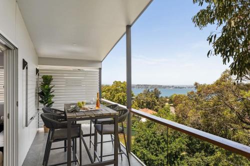 Fishing Point House | Sunlight Ridge House