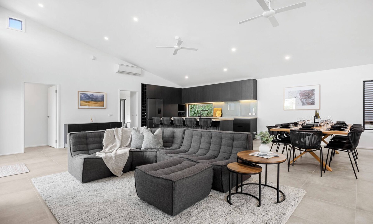 St. Andrews Beach House | Sunlight Sanctuary – St Andrews Beach Retreat