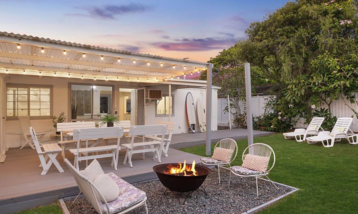 The Entrance North House | Sunny Shores Beach House