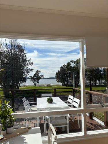Lemon Tree Passage House | Sunrise on the Water