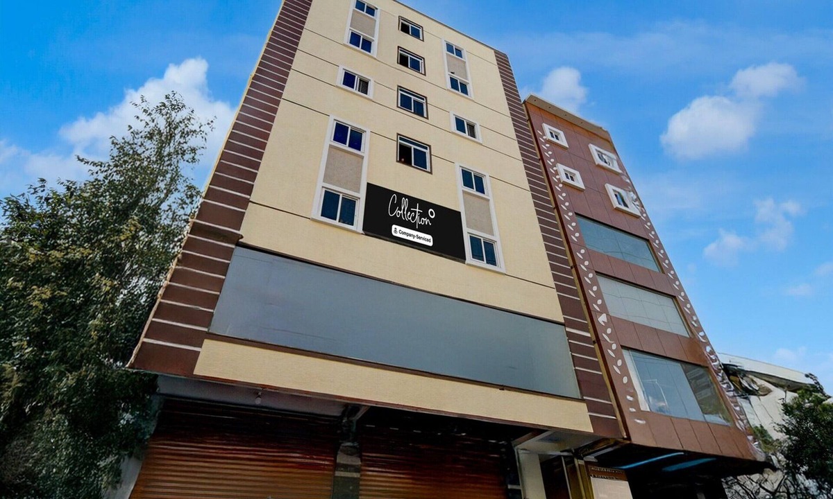 Kukatpally Housing Board Colony House | Super Collection O Forum Mall Hyderabad